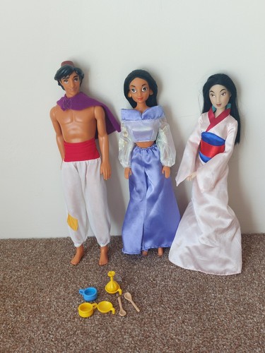 Lotto bambole disney mattel - lotto,